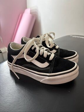 Vans Kids Black and White Classic Old Skool Sneakers